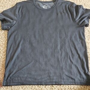 Under Armour Men's Dark Gray Short Sleeve Tee